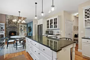 7 Butternut Ln, Oxford, CT 06478 - Photo 11