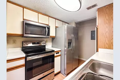 31 High Street #APT 11304, East Hartford, CT 06118 - Photo 7