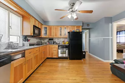 932 Thorme Street, Bridgeport, CT 06606 - Photo 15