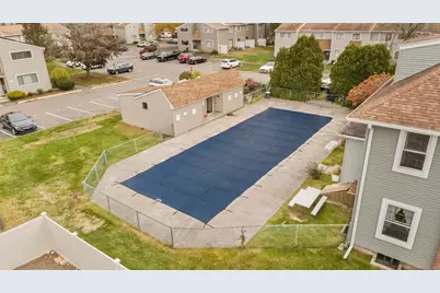 37 Orangewood West #37, Derby, CT 06418 - Photo 39