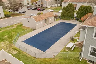 37 Orangewood W, Derby, CT 06418 - Photo 39