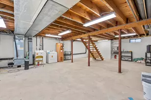 37 Orangewood W, Derby, CT 06418 - Photo 33