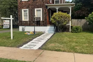 112 Lincoln St, New Britain, CT 06052 - Photo 3