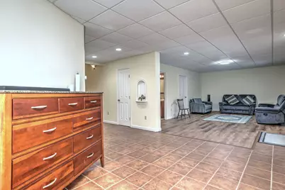 920 Green Circle, Orange, CT 06477 - Photo 37