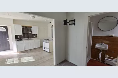 18 North A Street, Norwich, CT 06380 - Photo 11