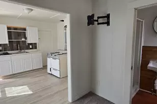 18 N A St, Norwich, CT 06380 - Photo 11