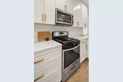 211 Ferry Blvd Boulevard #202, Stratford, CT 06615 - Photo 5