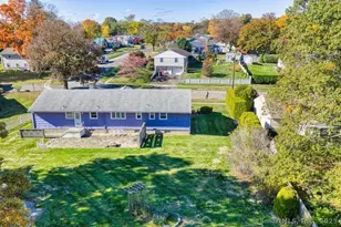 86 Bridgeview Pl, Stratford, CT 06614 - Photo 5