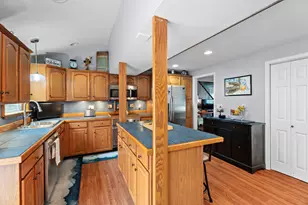 101 Pool Rd, North Haven, CT 06473 - Photo 5