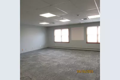 985 Farmington Avenue, Bristol, CT 06010 - Photo 9