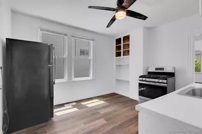 84 Dewey Street, Bridgeport, CT 06605 - Photo 9