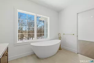 511 Den Rd, Stamford, CT 06903 - Photo 21