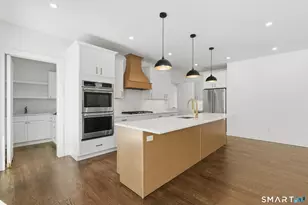 511 Den Rd, Stamford, CT 06903 - Photo 11