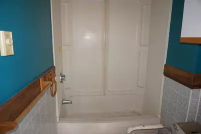 327 Orange Street, Springfield, MA 01014 - Photo 23