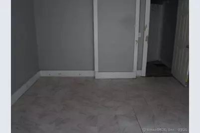 13 Hampshire Street, Holyoke, MA 01014 - Photo 3