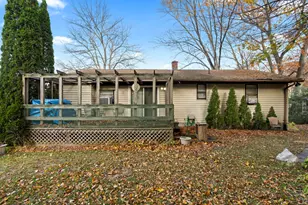 135 Williamson Dr, Waterbury, CT 06710 - Photo 3