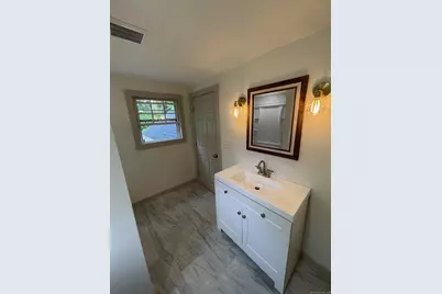 56 North Maple Street, Enfield, CT 06082 - Photo 17