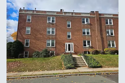 5A Robin Road #5A, West Hartford, CT 06119 - Photo 1