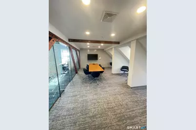 40 Bank Street, New London, CT 06320 - Photo 27