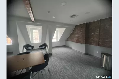 40 Bank Street, New London, CT 06320 - Photo 33