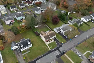 87 Highland Dr, Waterbury, CT 06708 - Photo 17