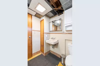 87 Highland Drive, Waterbury, CT 06708 - Photo 13