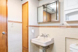 87 Highland Dr, Waterbury, CT 06708 - Photo 13