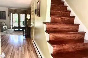 31 Locust Cir, Rocky Hill, CT 06067 - Photo 3