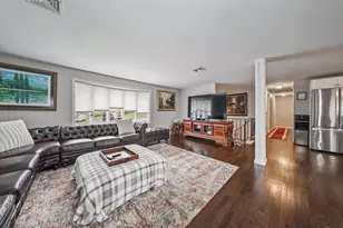 385 Gaylord Dr, Waterbury, CT 06708 - Photo 11