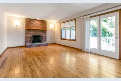 142 Chatham Terrace, Bridgeport, CT 06606 - Photo 7