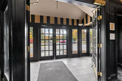 24 West Main Street, Avon, CT 06001 - Photo 9