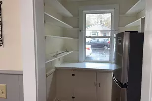 49 N Harbor St, Branford, CT 06405 - Photo 9