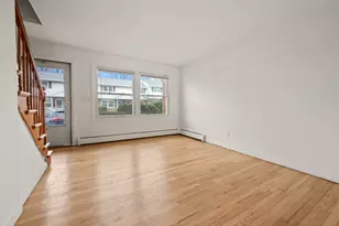 16 Lawton Rd, Manchester, CT 06042 - Photo 3