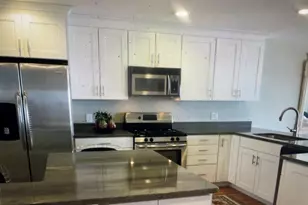 1 Mansfield Grove Rd, East Haven, CT 06512 - Photo 5