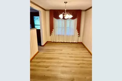 124 Plainfield Drive, Watertown, CT 06779 - Photo 9