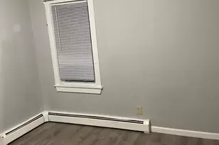 41 Pleasant St, Bristol, CT 06010 - Photo 3