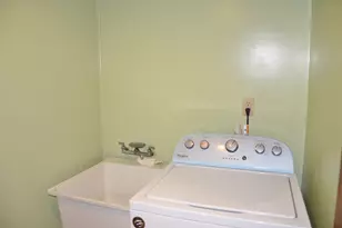 965 N High St, East Haven, CT 06512 - Photo 27