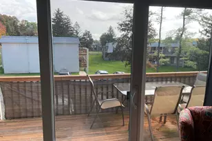 22 Linda Ct, Cromwell, CT 06416 - Photo 9