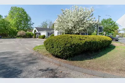 141 Dowd Avenue, Canton, CT 06019 - Photo 1