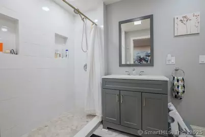 318 Congress Avenue, Waterbury, CT 06708 - Photo 5