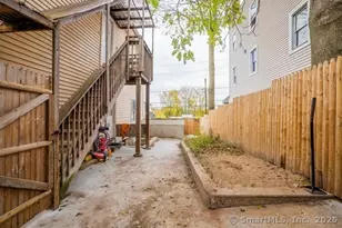 318 Congress Ave, Waterbury, CT 06708 - Photo 19