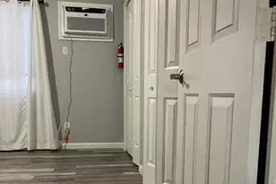 38 Shirley St, Waterbury, CT 06708 - Photo 13