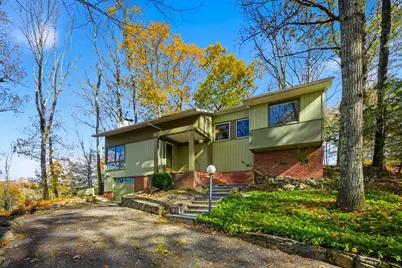 27 Carol Street, Danbury, CT 06810 - Photo 3