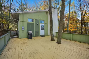 27 Carol St, Danbury, CT 06810 - Photo 7