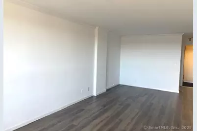 91 Strawberry Hill Avenue #925, Stamford, CT 06902 - Photo 7