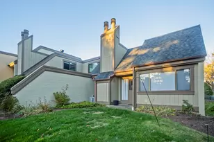 85 Viscount Dr, Milford, CT 06460 - Photo 5