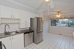 85 Viscount Dr, Milford, CT 06460 - Photo 9