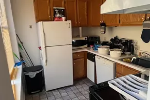 131 Washington St, Norwalk, CT 06854 - Photo 3