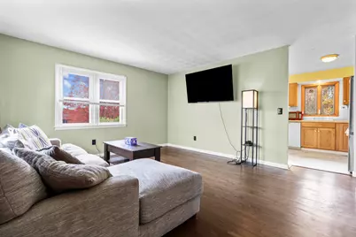 4 Laura Lane, New Haven, CT 06512 - Photo 5