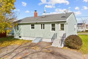 4 Laura Ln, New Haven, CT 06512 - Photo 25